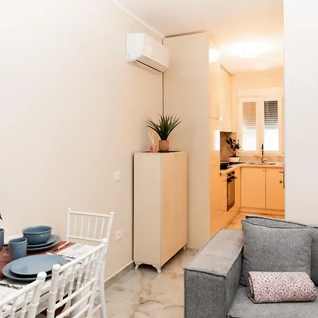Ingrit Apartment *