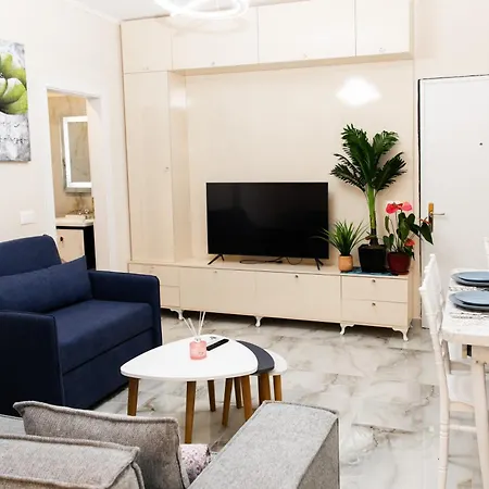 Ingrit Apartment *